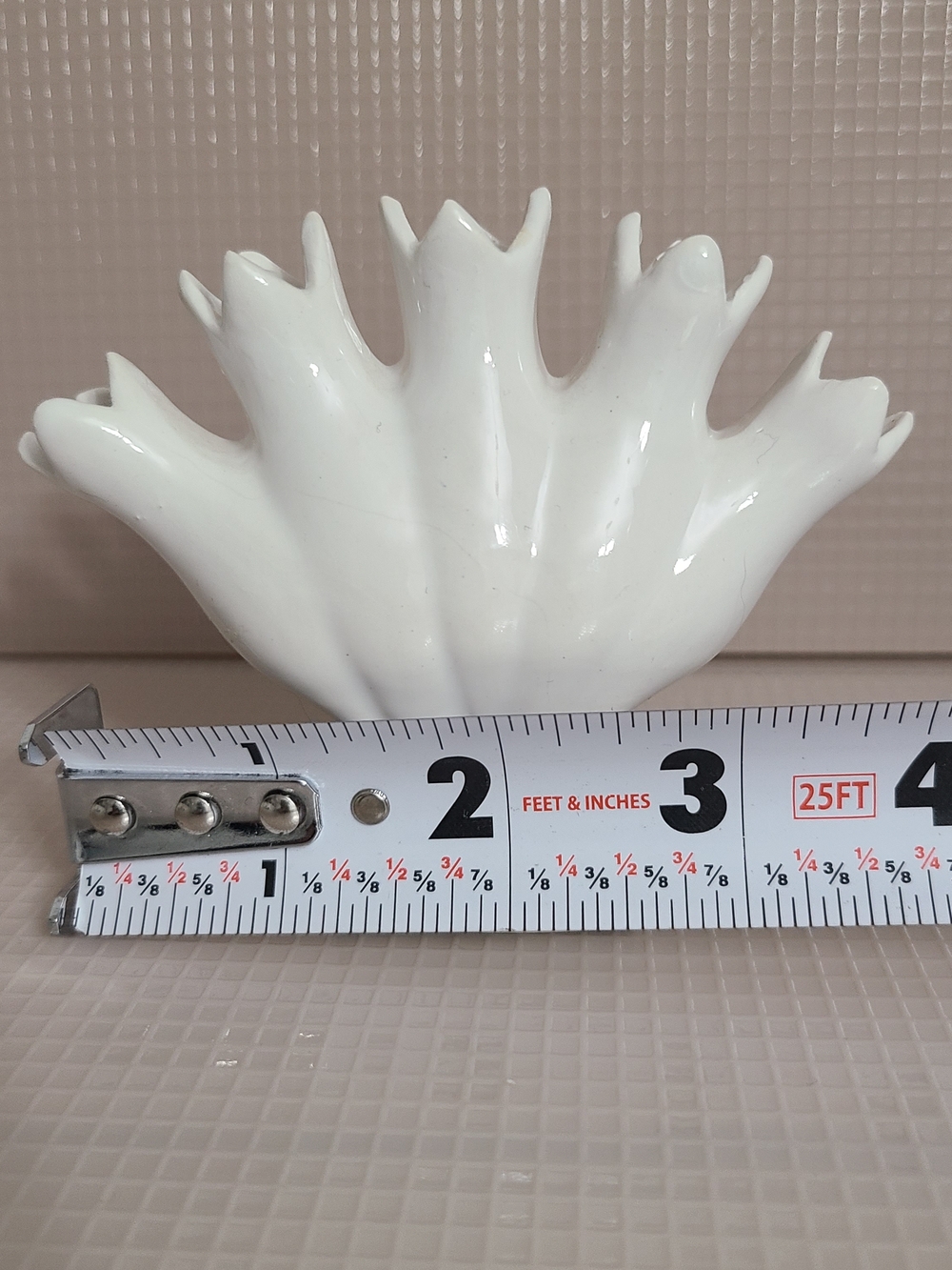 Mini Vintage ELPA ALCOBACA Portugal Five Finger Tulip White Flower Frog Bud Vase - Picture 6 of 6
